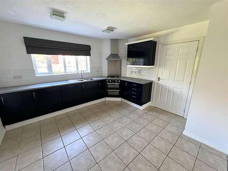 Portreath Drive, Nuneaton, CV11 - Photo 4