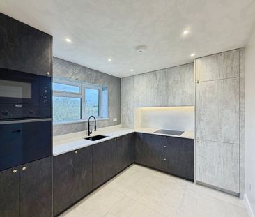 Tuxford Close, Borehamwood, WD6 - Photo 2