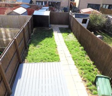 Kesteven Way, Little Stanion, Corby, Northants, NN18 - Photo 4