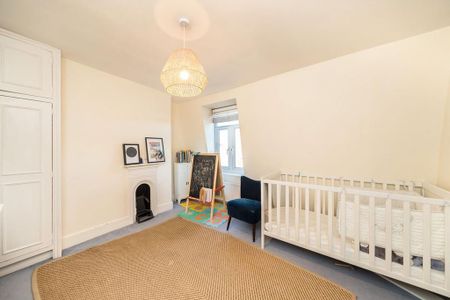 3 bedroom maisonette to rent - Photo 3