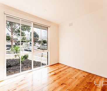 RENOVATED GEM! - Photo 4