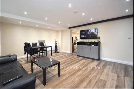 2 Bedroom Apartments Leeds - Photo 2