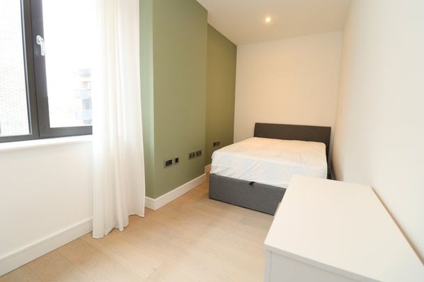 Room in a Shared Flat, Cremer St, E2 - Photo 1