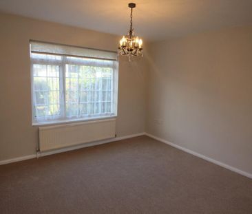 3 bedroom House To Let - Photo 5