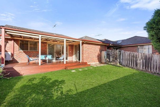 3 Bedroom Villa Centrally Located - Photo 1