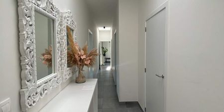 Appartement te huur in Vorst voor € 1.000 met 3 slaapkamers - Photo 3