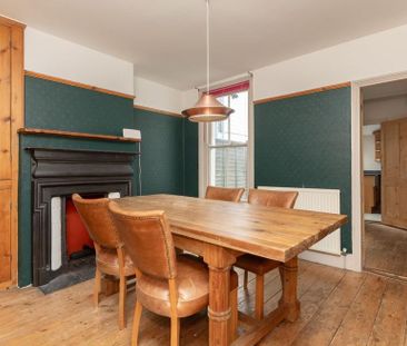 2 bedroom terraced house to rent - Photo 4