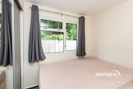 1 bedroom property to rent - Photo 5