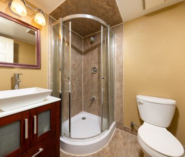 For Lease - 32 Hamills Crescent Unit# BSMT, Richmond Hill, Ontario - Photo 1