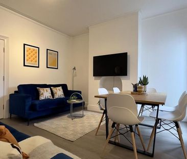 6 bedroom house to rent - Photo 1