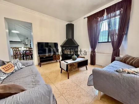 Alquiler de chalet adosado en Viñuela - Photo 3