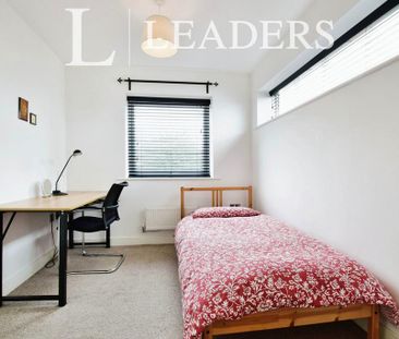 4 bedroom townhouse to rent - Photo 1