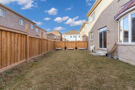 For Lease - 34 Gillis Road, Brampton, Ontario - Photo 5