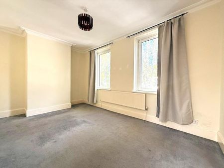 4 bedroom terraced house to rent - Photo 4