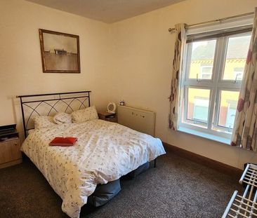 Room in a Shared House, Horsham Street, M6 - Photo 2