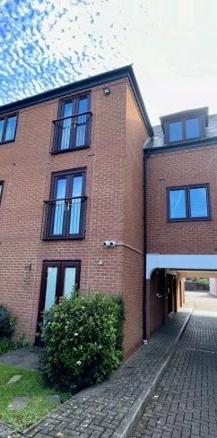 Vinery Court, Stratford-upon-Avon, CV37 - Photo 2