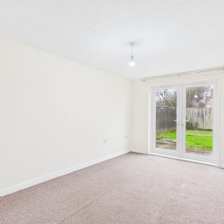 3 bedroom detached house to rent - Photo 1