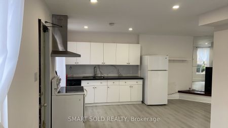 For Lease - 42A Amelia Street, Toronto, Ontario - Photo 5