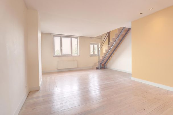 Penthouse - for rent - Photo 1
