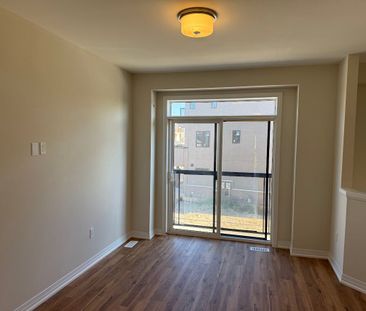 For Lease - 660 Colborne Street Unit# 41, Brantford, Ontario - Photo 2