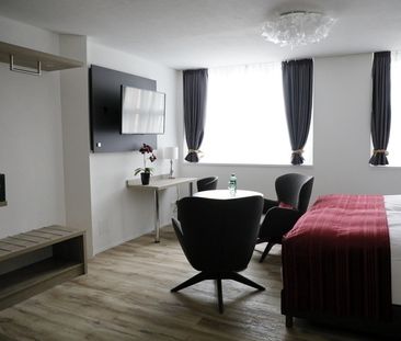 1 ZI-WOHNUNG IN REICHENBURG (SZ), MÖBLIERT - Photo 1