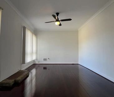 25 Ward Crescent, Kelmscott WA 6111 - House For Rent - $620 | Domain - Photo 5