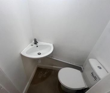 4 bedroom house to rent - Photo 3