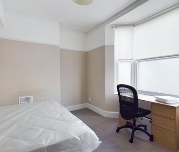 Upper Lewes Road, Brighton, East Sussex - Photo 3