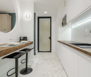 Grand studio meublé sur les quais du Rhône - Photo 6