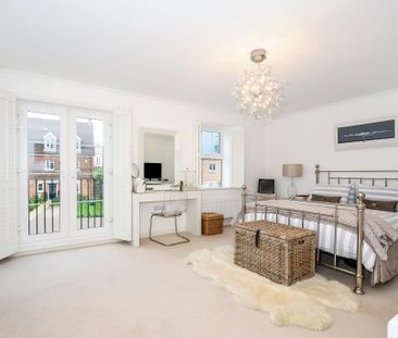 4 bedroom townhouse to rent - Photo 1