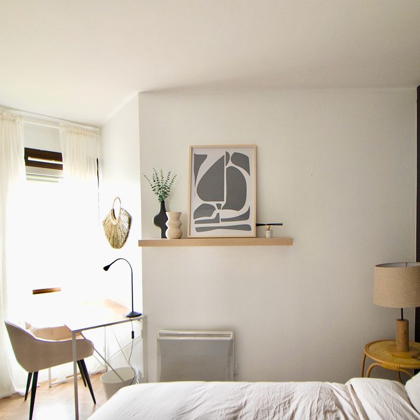 Puteaux - Volta - Chambre 4 - Photo 1