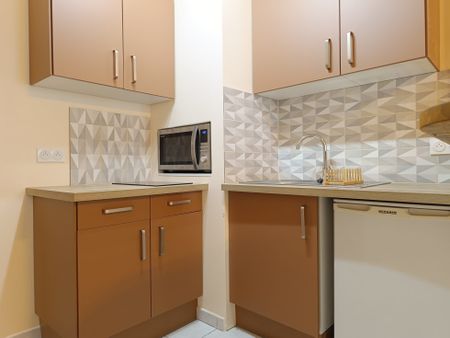 Appartements 25.25 m² - 1 pièce - Narbonne (11100) - Photo 3