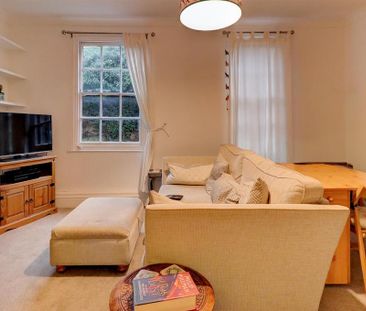 3 bedroom apartment to rent - Photo 1