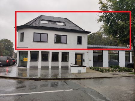 Volledig gerenoveerd appartement (duplex) te huur met 4 slpks te Loppem! - Photo 3