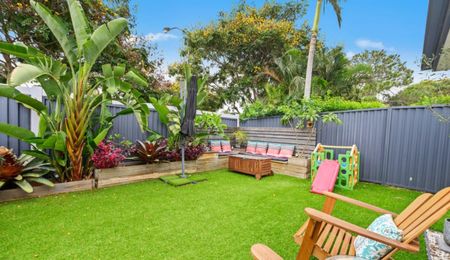 1/9 Peacock Place, Burleigh Waters QLD 4220 - House For Rent | Domain - Photo 4