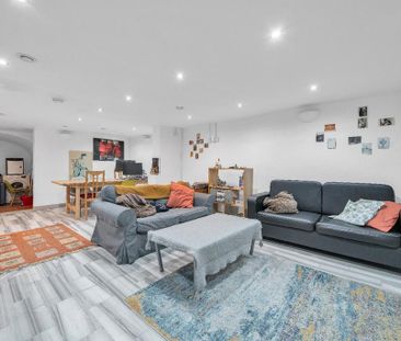 4 bedroom flat to rent - Photo 2