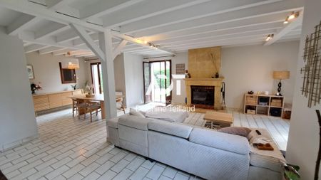 Location Maison 5 pièces 133m² ST ISMIER 38330 - Photo 2
