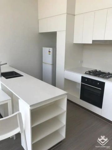 “Fully furnished 1 bedroom apartment in the heart of Toowong” - Photo 4