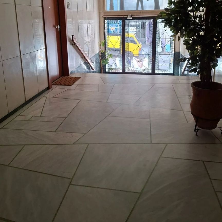 Διαμέρισμα για ενοικίαση Μουσείο (Εξάρχεια - Νεάπολη) - Photo 1