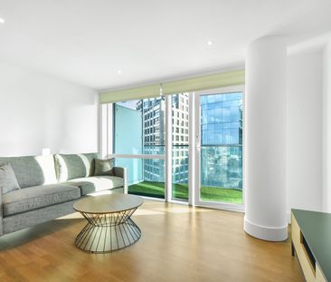 2 Bed Flat, Whitechapel High St, E1 - Photo 2