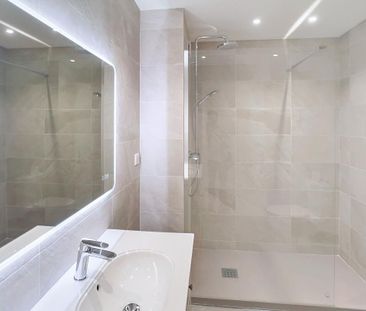 Location Appartement 2 pièces 45m² NICE 06200 - Photo 5