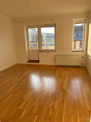 Öresundsgatan 50 - Photo 1