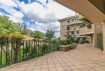 Apartamento T5 em Lisboa