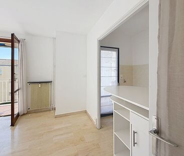 Location Appartement 2 pièces 41m² AVIGNON 84000 - Photo 4