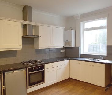 2 bedroom terraced house to rent - Photo 5