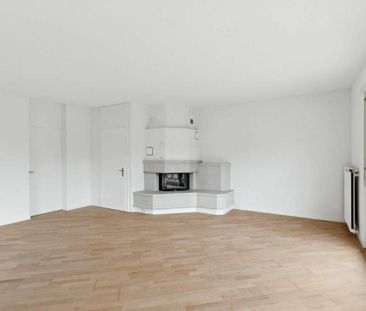 Generous single-family house with panorama, garden and plenty of sp... - Photo 5