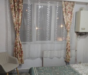 Garsoniera de inchiriat - Fotografie 5