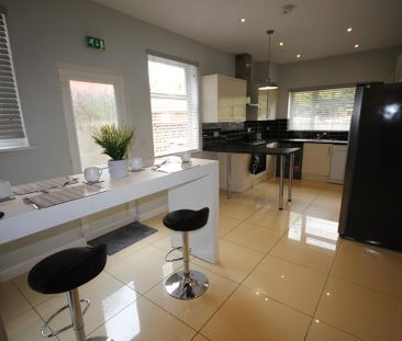 1 bedroom in a house share to rent - Photo 4