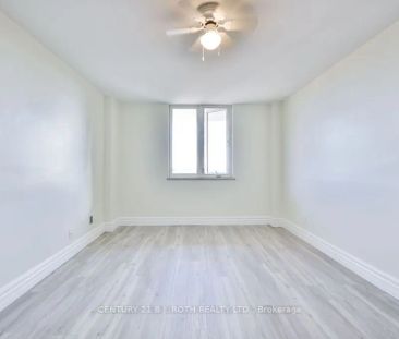 2 Grove Street E #45 - Photo 4