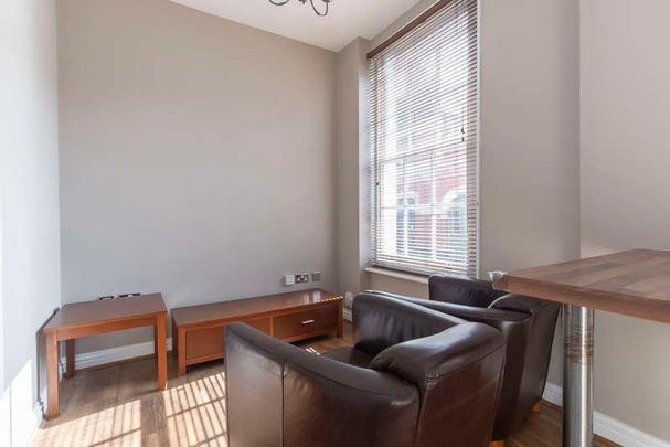 St Georges Terrace, Cheltenham, GL50 - Photo 1